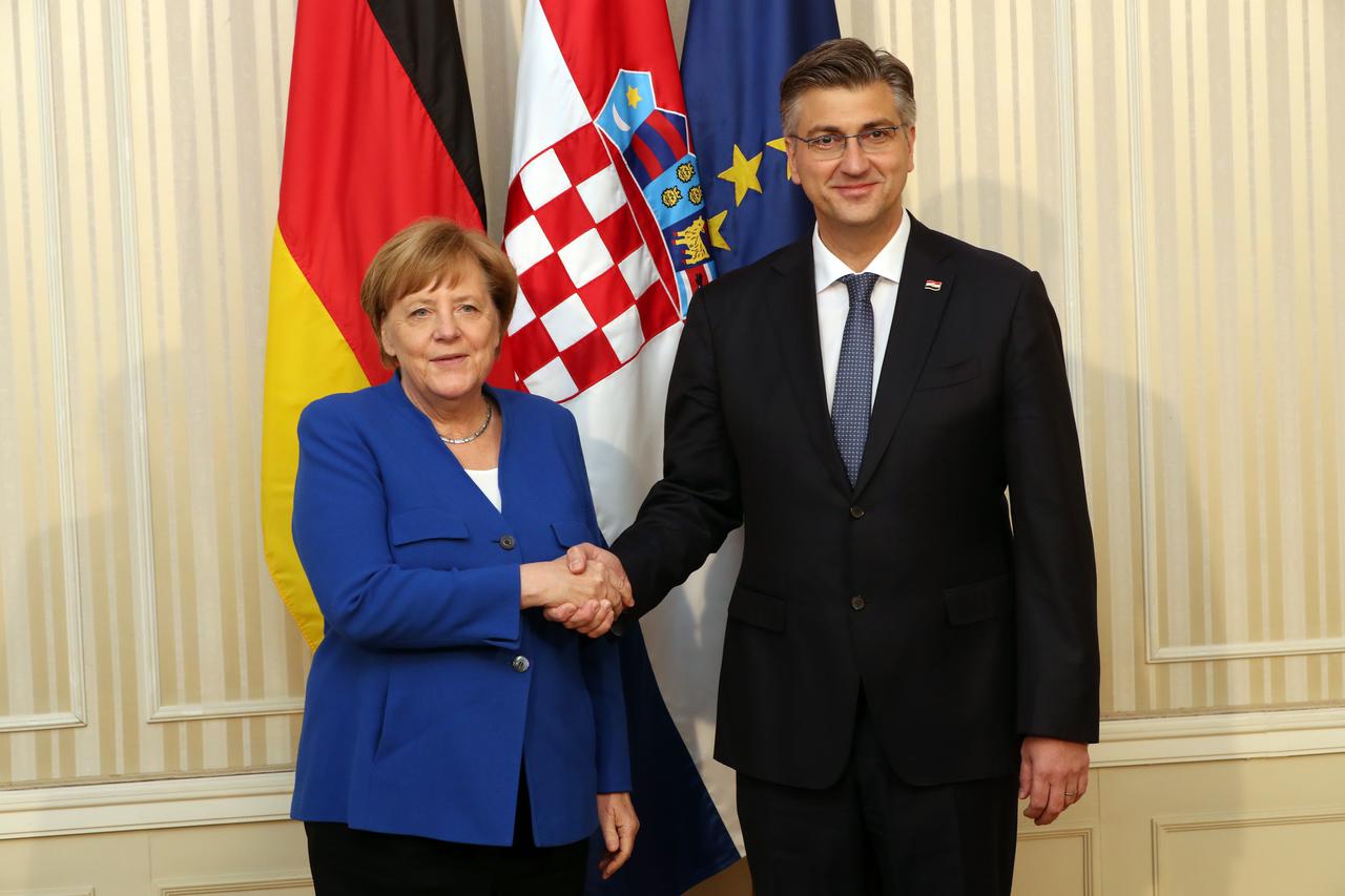 Angela Merkel u Banskim dvorima se susrela s premijerom Andrejom Plenkovićem