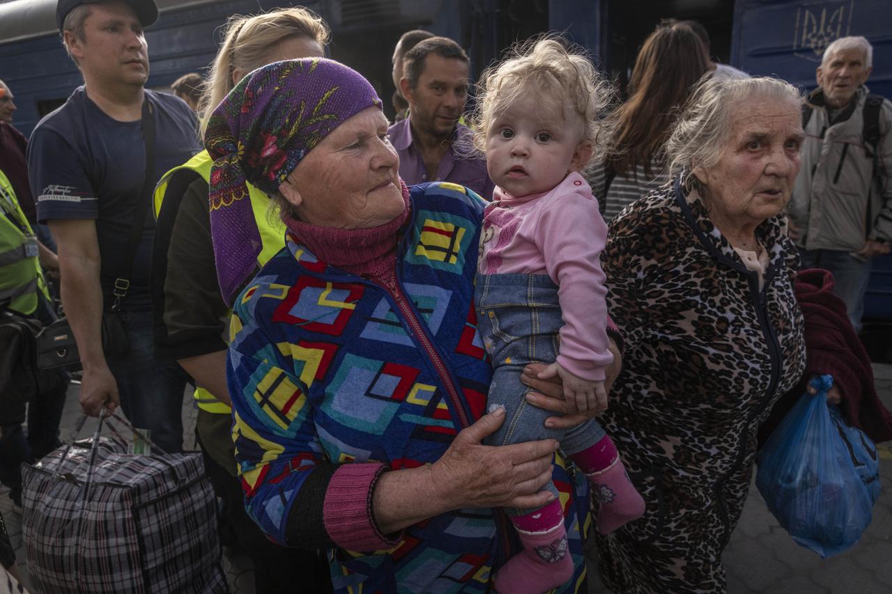 Families fleeing the fighting in the Donbas