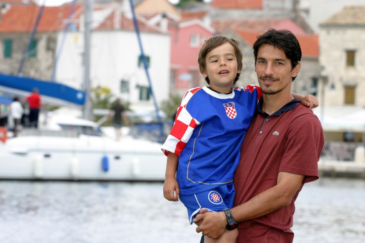 'sport 200608 ivica vastic sa sinom tinom..... snimio: nino strmotic'