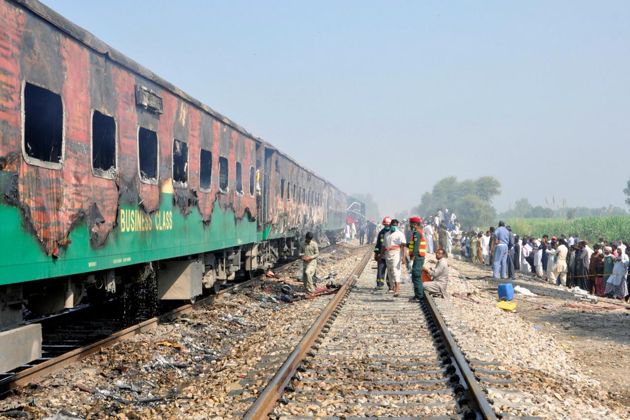 Požar u vlaku u Pakistanu