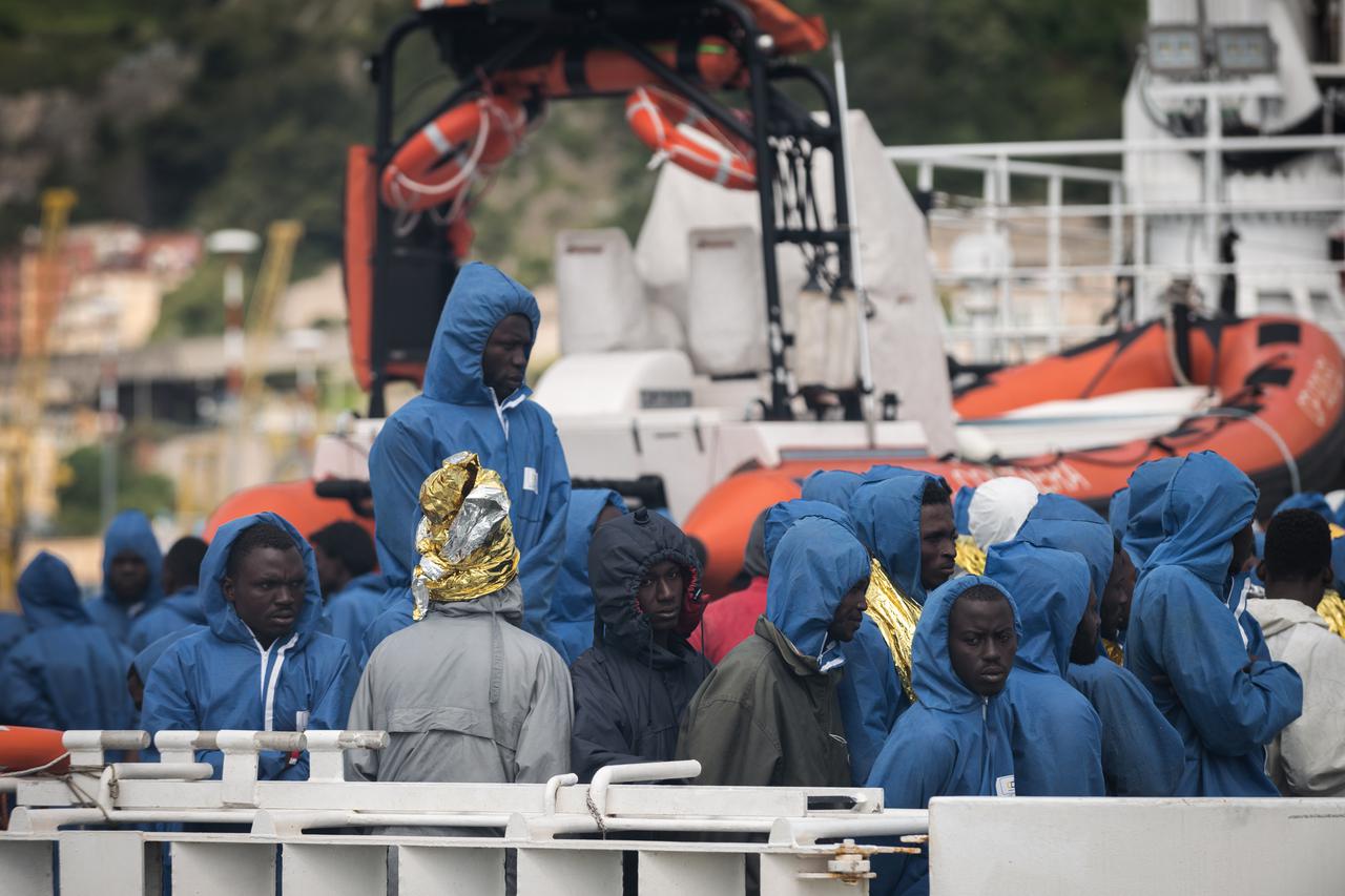 Sukob talijanskih vlasti i humanitarnih organizacija oko migranata