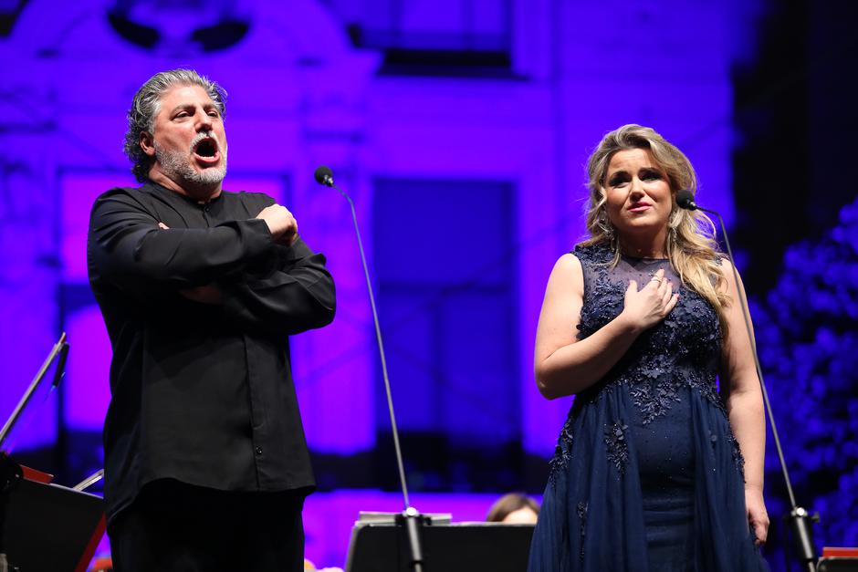 Zagreb: Slavni argentinski tenor Jose Cura u velikom finalu festivala Zagreb Classic