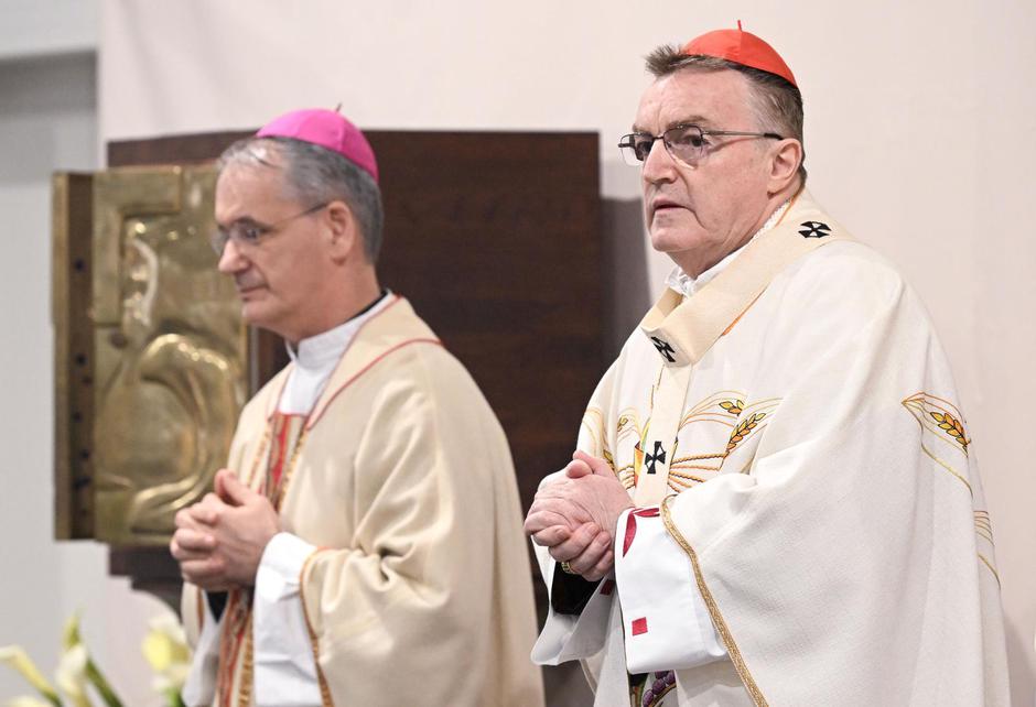 Zagreb: Zagrebački nadbiskup kardinal Josip Bozanić predvodio Misu Večere Gospodnje