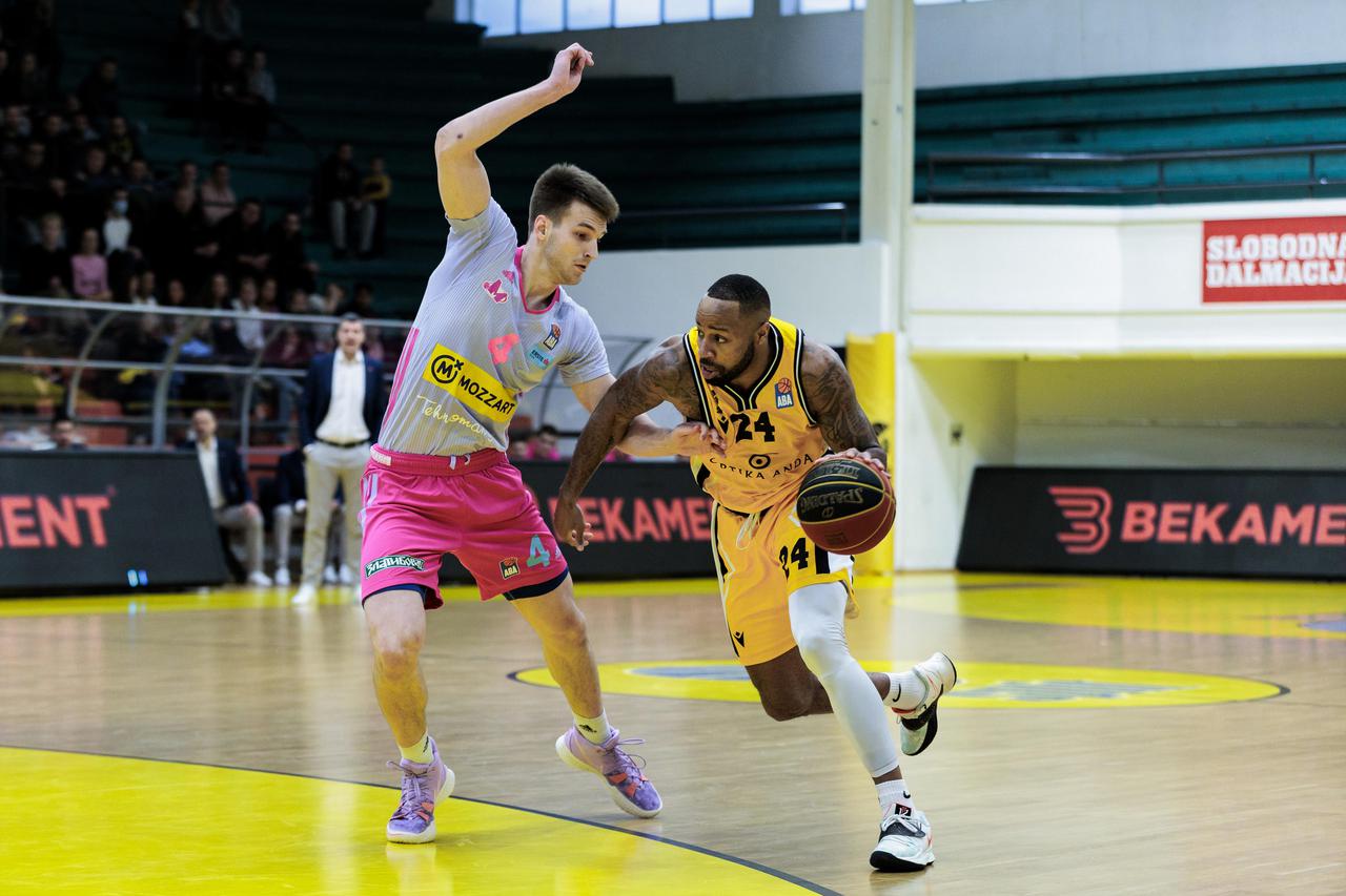 Split: Utakmica 24. kola regionalne košarkaške ABA lige, Split - Mega
