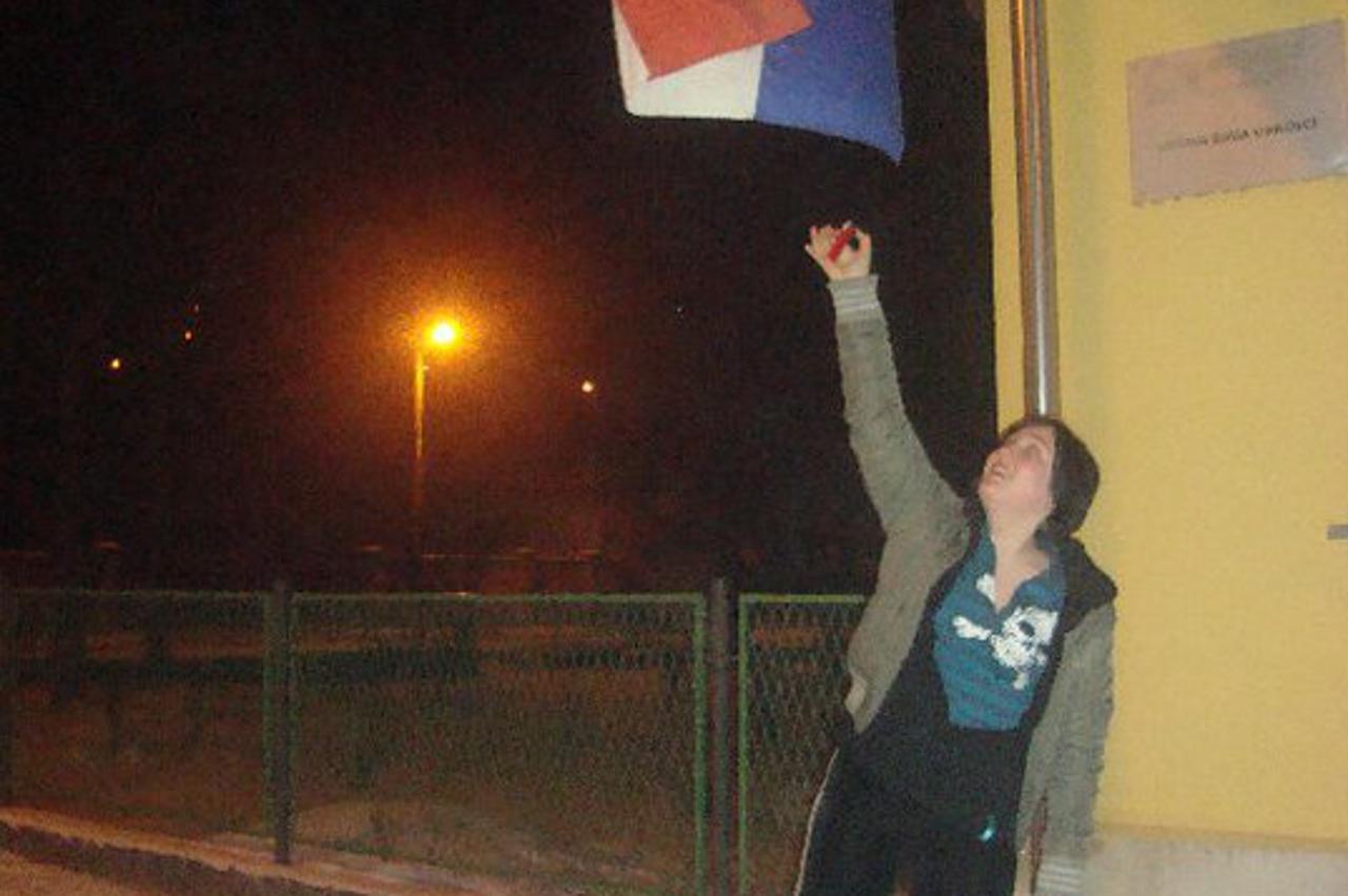 Zorana Bauković htjela paliti zastavu