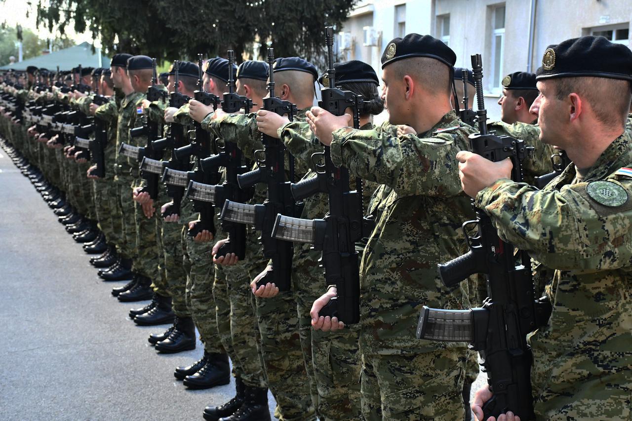Požega: Predsjednik Milanović na svečanoj prisezi 39. naraštaja ročnih vojnika