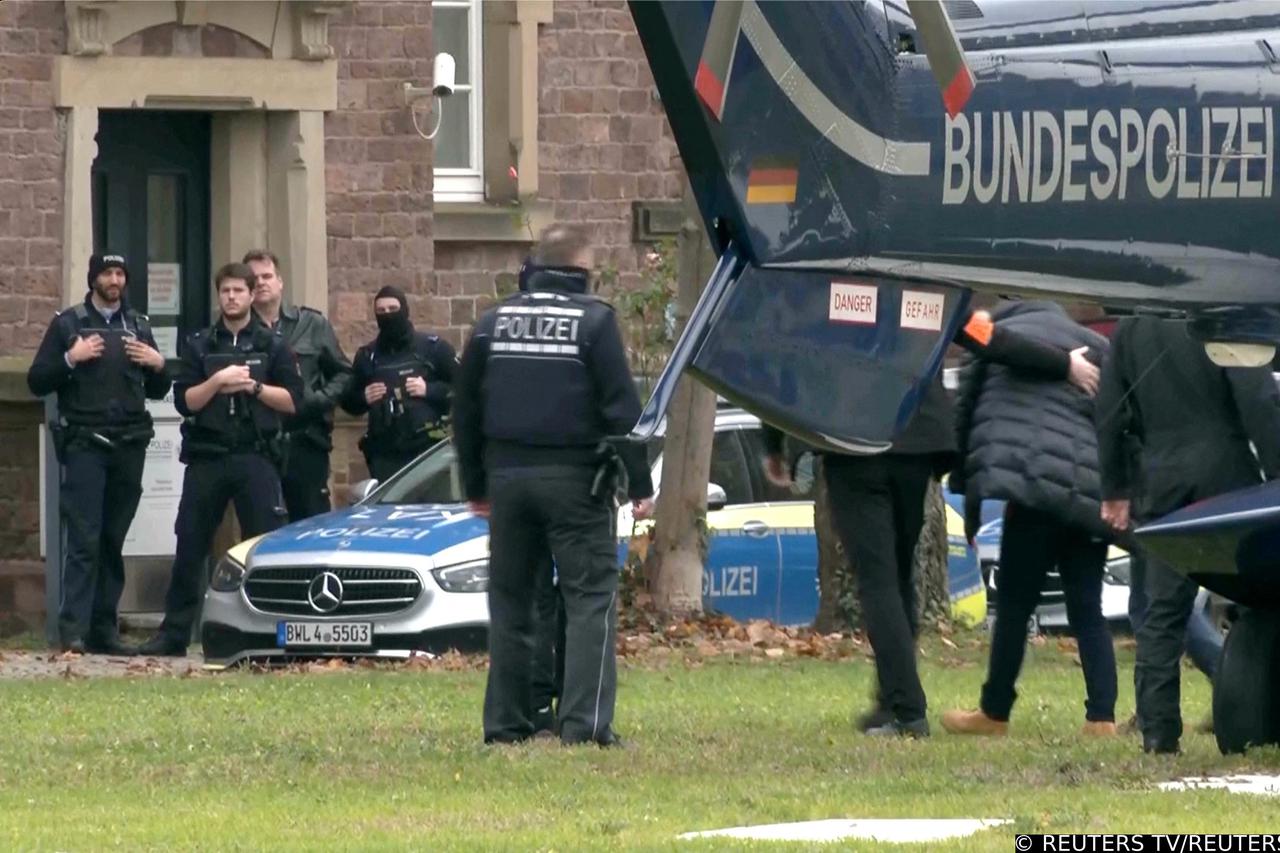 Suspected members and supporters of a far-right group were detained during raids in Germany