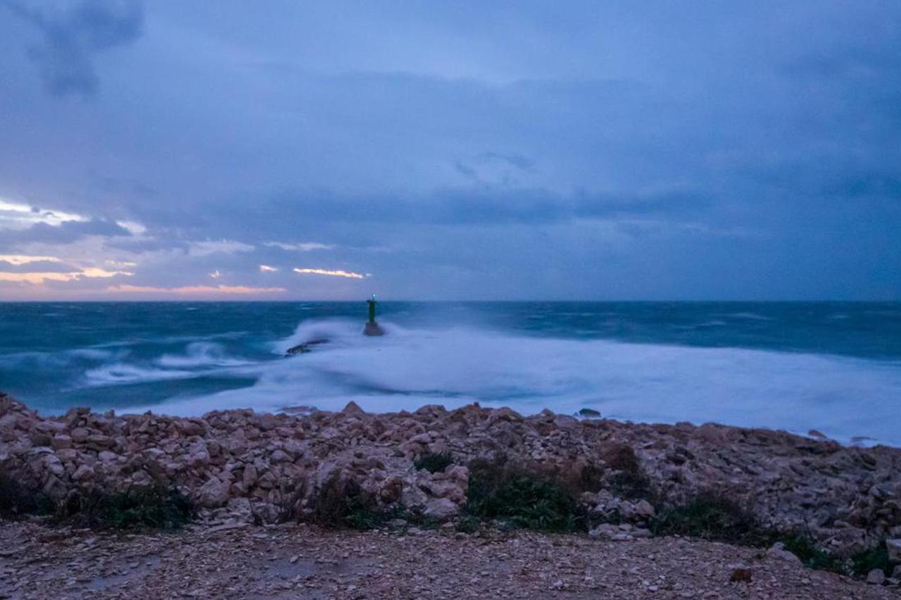 Punta Planka na Jadranu gdje jak vjetar podiže valove