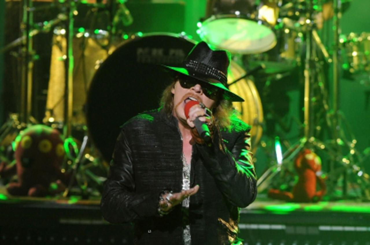 'WORLD RIGHTS NO USA, FRANCE, AUSTRALIA.   Axl Rose with Guns N\' Roses performs in concert at the Fillmore in Miami Beach, Florida, USA. 05/03/2012  BYLINE UPI/BIGPICTURESPHOTO.COM:   REF:938 (mb)  U
