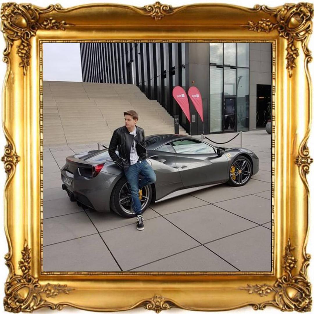 Na Instagram stranici Rich Kids of Germany hvale se bogatstvom svojih roditelja, skupocjenim automobilima, hrpama novca, luksuznim satovima i odjećom...