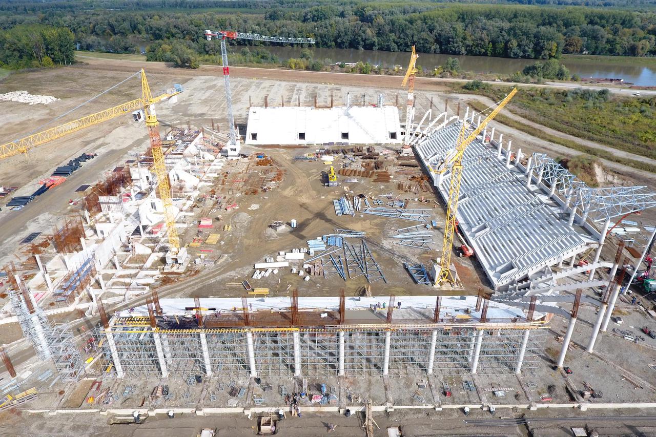 Pogled iz zraka na gradilište novog stadiona NK Osijek na Pampasu
