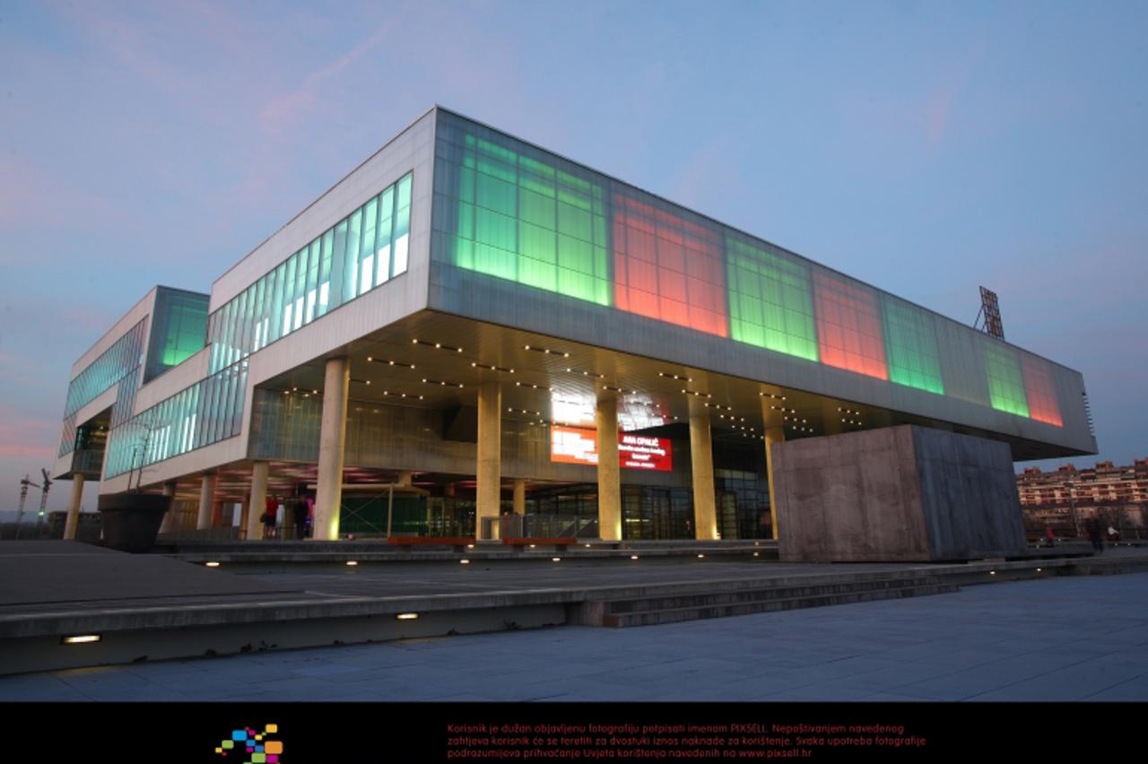 '24.03.2011., Zagreb - Nocna snimka Muzeja suvremene umjetnosti.  Photo Tomislav Miletic/PIXSELL'