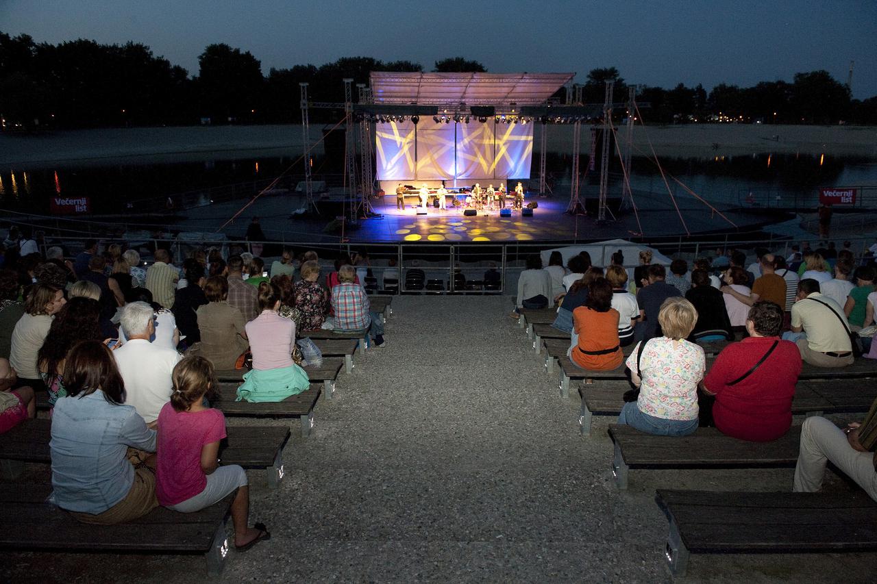 17.07.2013., Zagreb -  Na ljetnoj pozornici na Bundeku nastupio je Zagrebacki jazz ansambl.  Photo: Davor Visnjic/PIXSELL