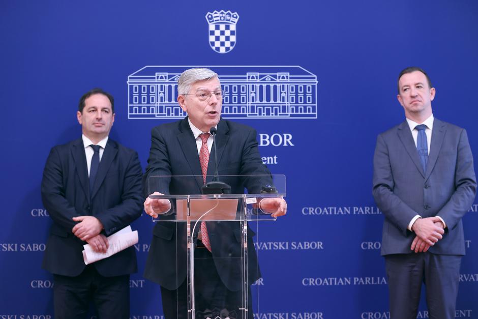Zagreb: HDZ o raspuštanju Sabora