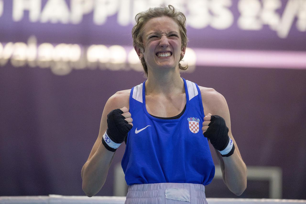 Poreč: Nikolina Ćaćić pobijedila je Ukrajinku na Europskom prvenstvu u boksu