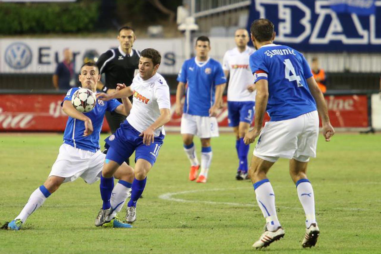 Hajduk Dinamo (1)