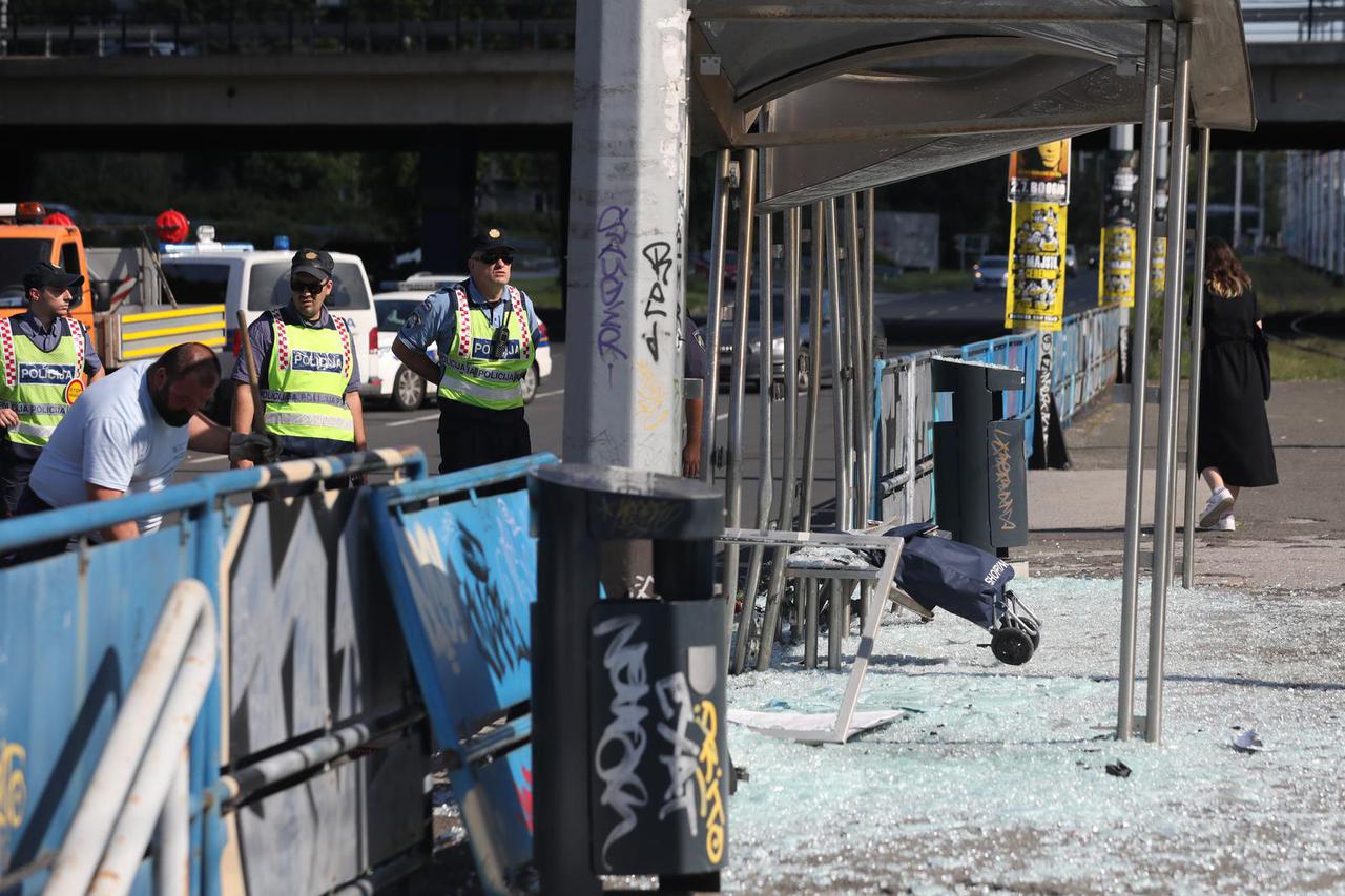 Zagreb: Autom pokupio tramvajsku stanicu i pješake, više ljudi ozlijeđeno 
