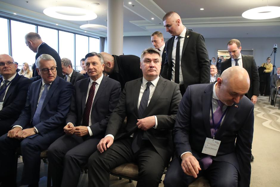 Zagreb: Zoran Milanović i  Borut Pahor sudjelovali su  na otvaranju foruma „Business Meets Politics – Energetika danas i sutra