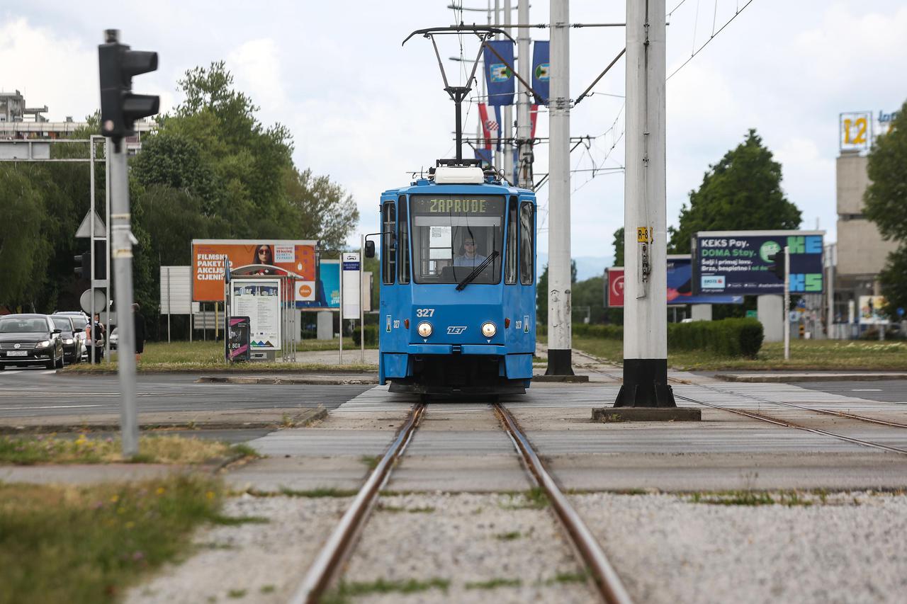 Zagreb: Nakon godinu i pol pauze tramvaji ponovno voze Novim Zagrebom