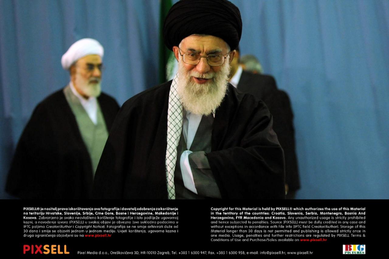 'WORLD RIGHTS NO USA, FRANCE, AUSTRALIA.   Iran\'s Supreme Leader Ayatollah Khamenei walks to a polling station in Tehran, Iran. 04/05/12  BYLINE UPI/BIGPICTURESPHOTO.COM:   REF:938 (MR)  USAGE OF THI