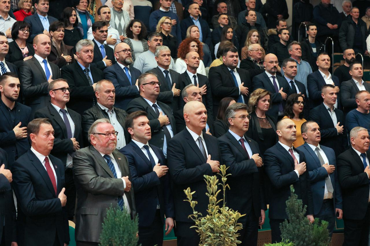 Plenković na obilježavanju 30. obljetnice osnutka valpovačkog HDZ-a