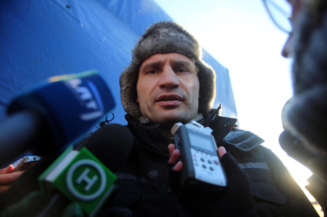 Mayor Of Kiev Vitali Klitschko Takes Up Arms
