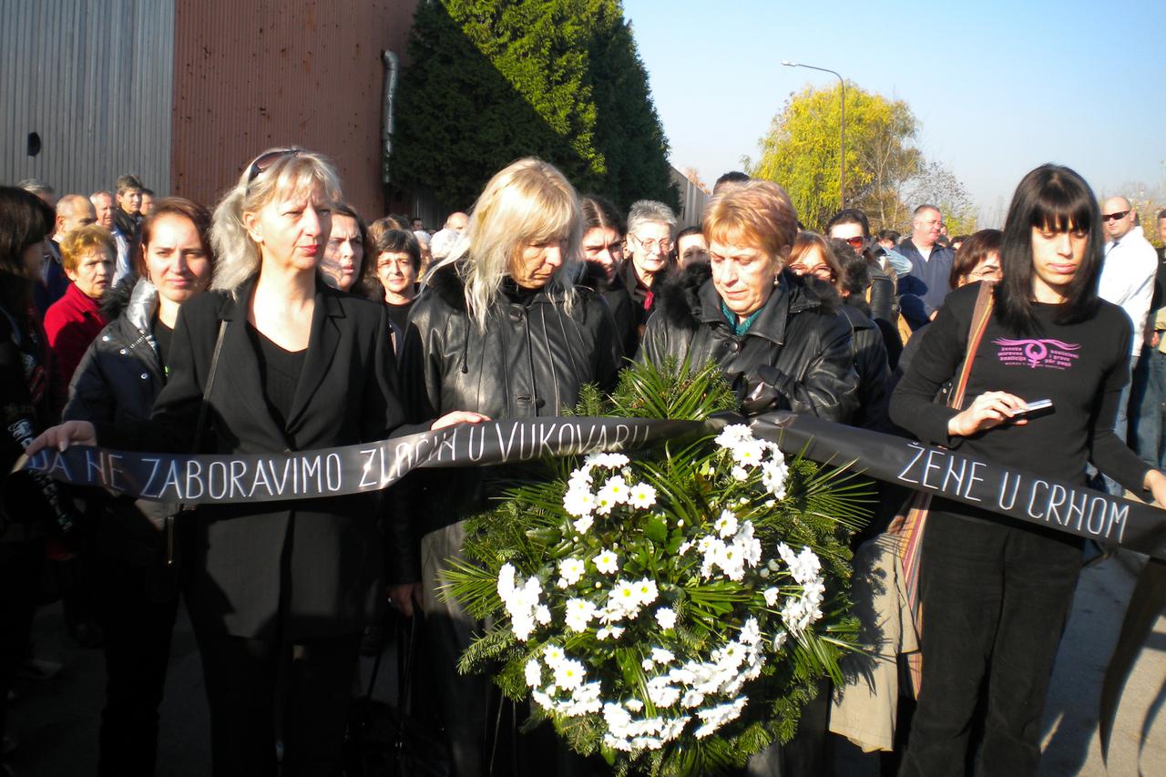 Žene u crnom,Vukovar