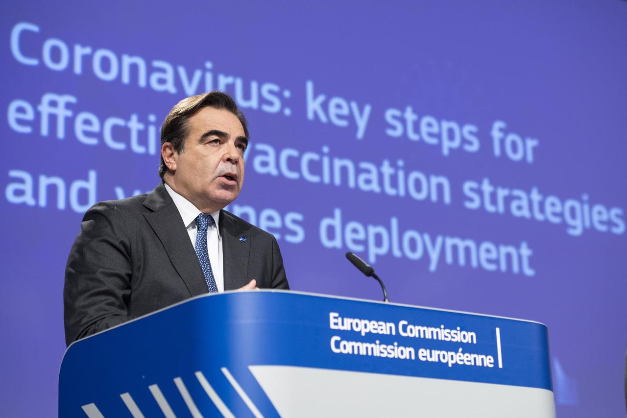 Potpredsjednik Europske komisije Margaritis Schinas pozitivan na Covid-19
