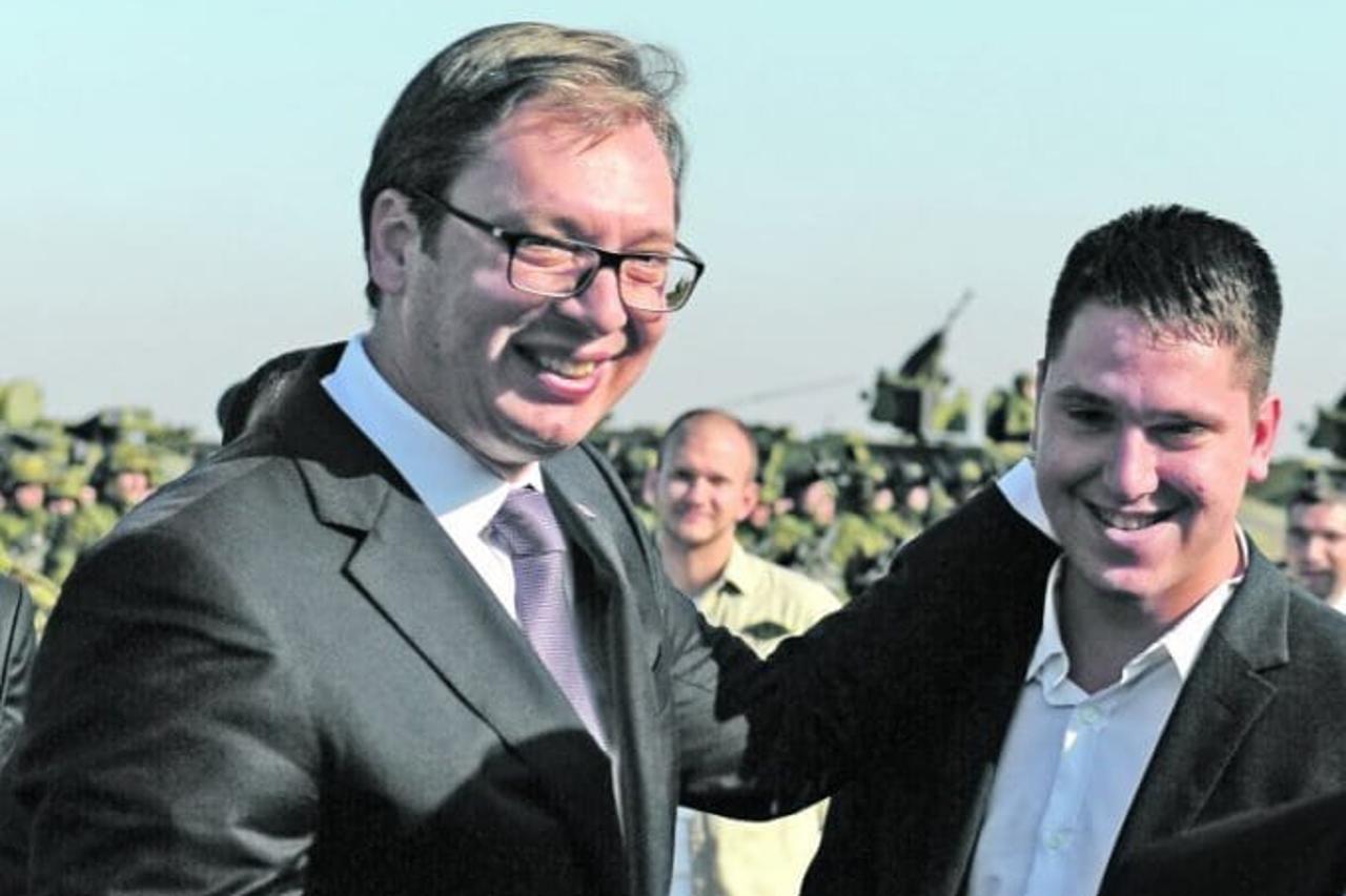 Aleksandar Vučić sa sinom