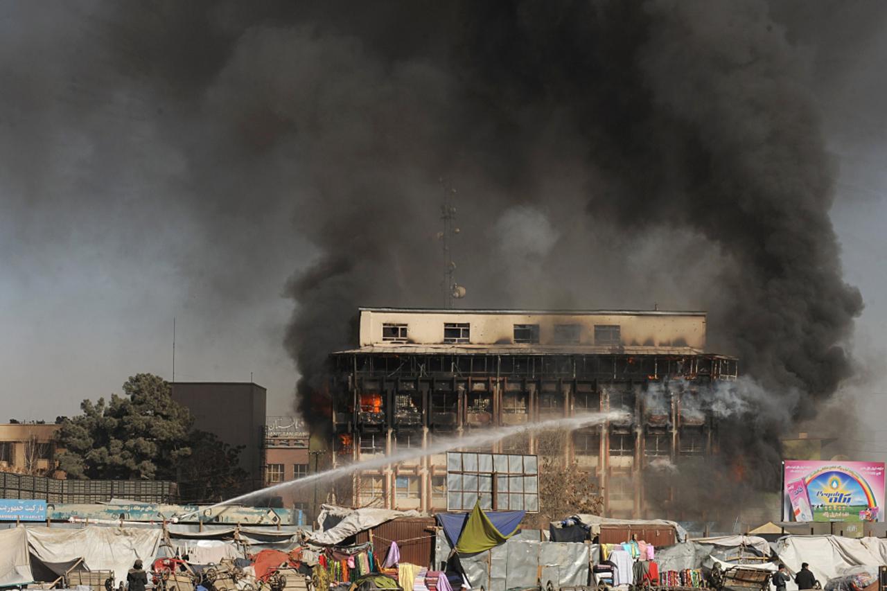 Teške borbe i požari u središtu Kabula