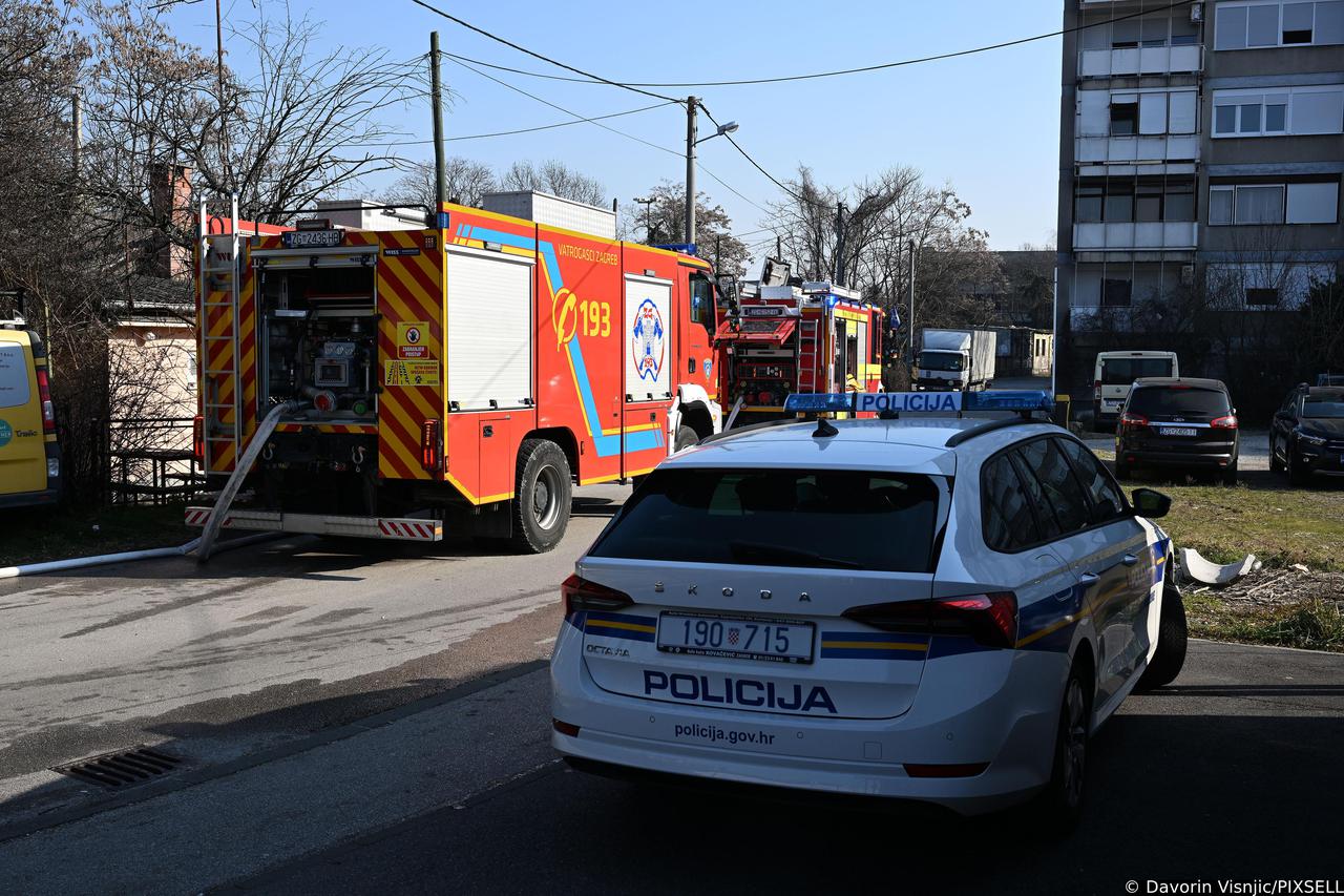 Zagreb: Vatrogasci ugasili požar obiteljske kuće na Miramarskoj