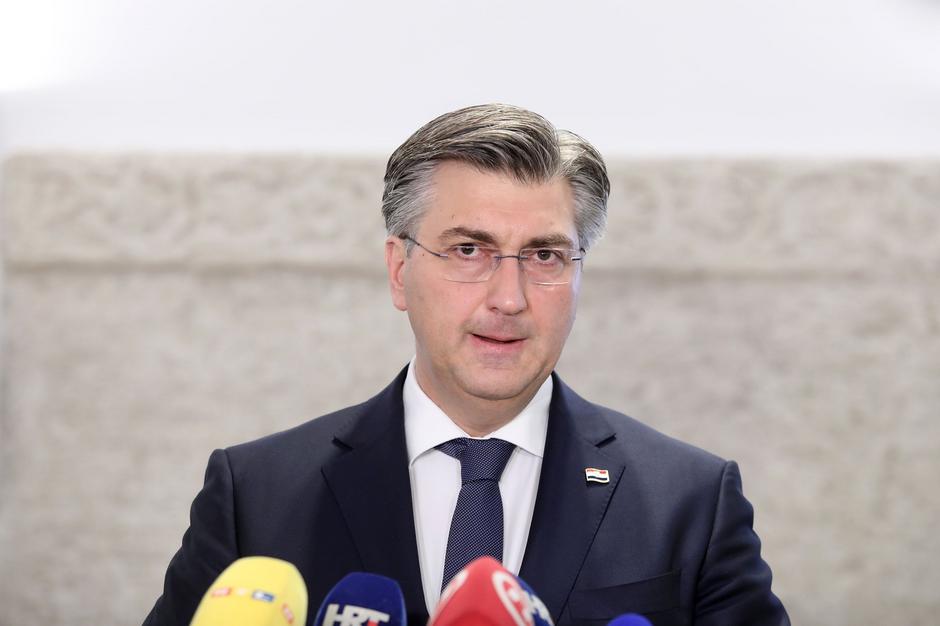 Zagreb: Premijer Andrej Plenković komentirao raspuštanje Sabora
