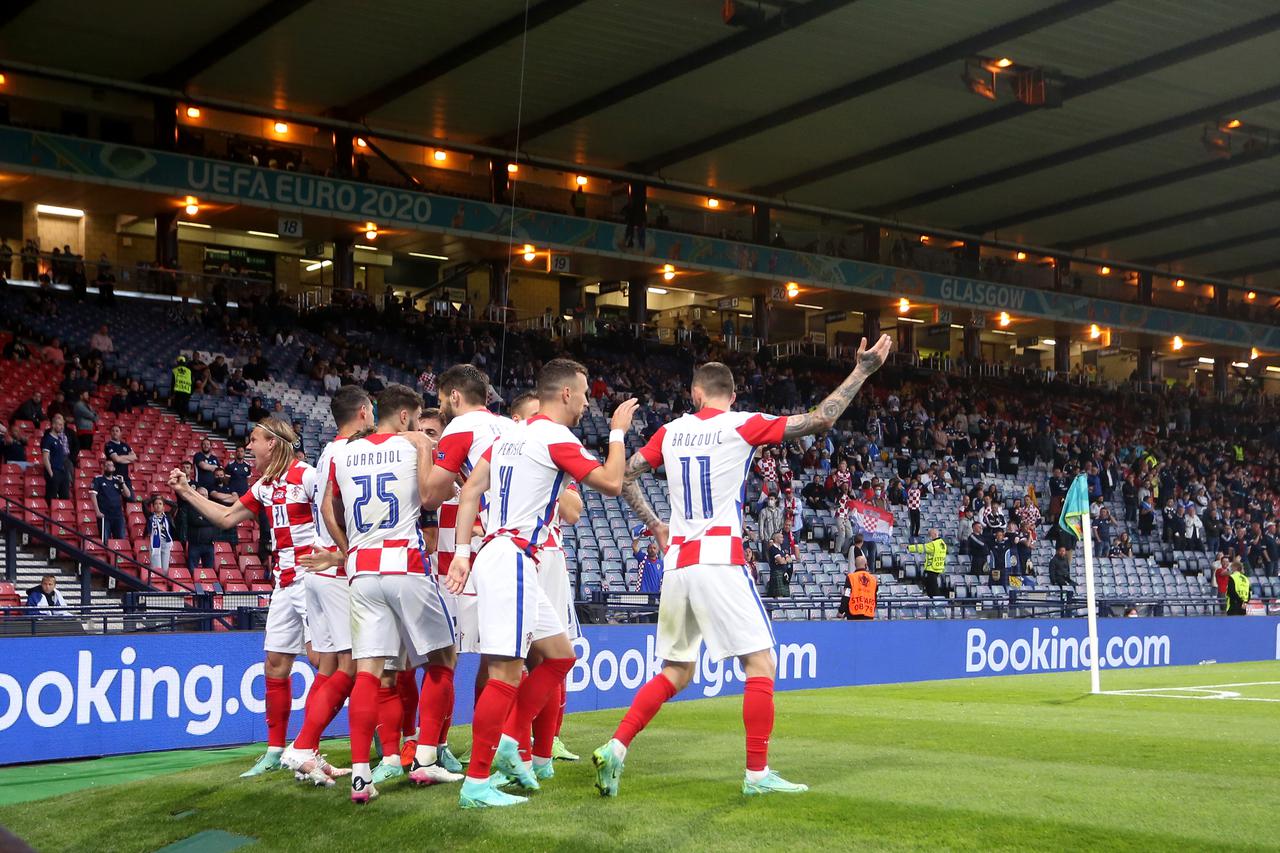 Glasgow: Luka Modrić sjajnim udarcem za vodstvo 2:1 protiv Škotske 