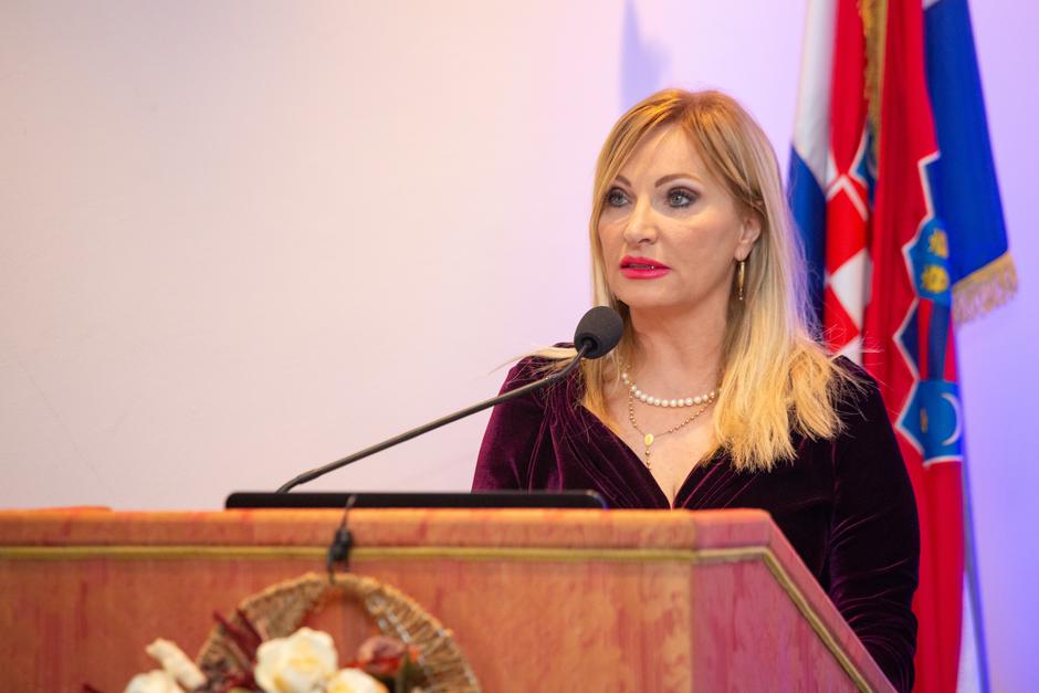 Prof. Gordana Buljan Flander