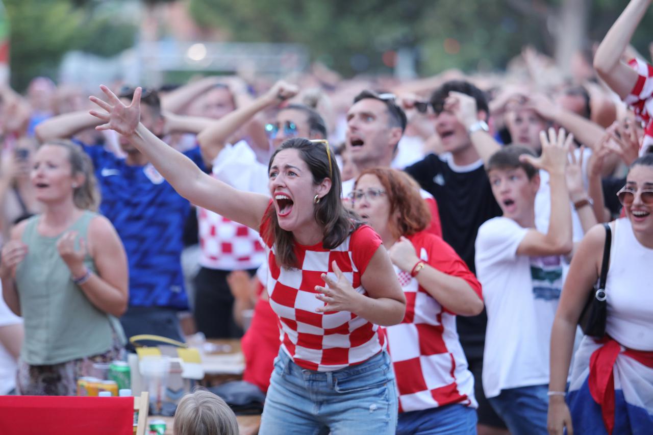 Split: Očaj na licu navijačice nakon gola Španjolske 