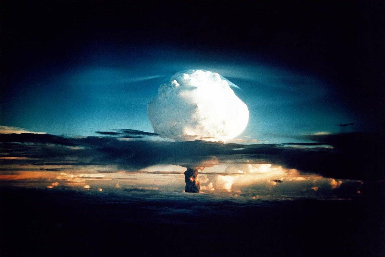 nuklearna bomba