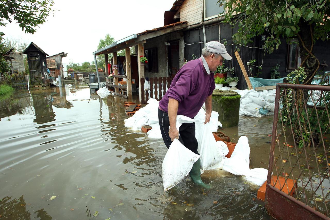 poplava Letovanić