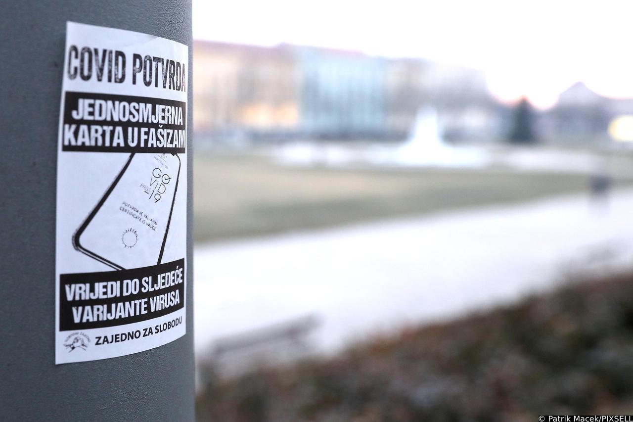 Zagreb: Plakatima protiv covid potvrda i zahtjeva za oslobođenja svojih čelnika