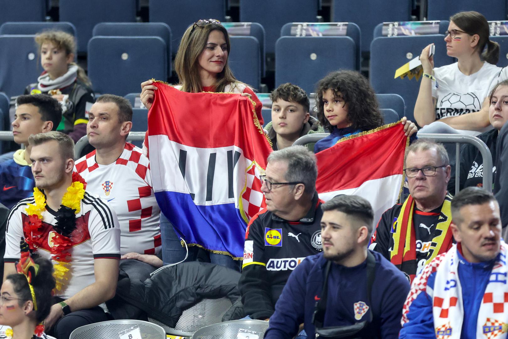 Hrvatska i Island igraju utakmicu drugog kruga Europskog prvenstva u rukometu u Njemačkoj