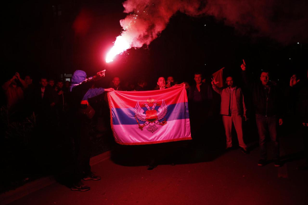 Podgorica: Vatromet i slavlje ispred izbornog stožera Pokreta Europa sad