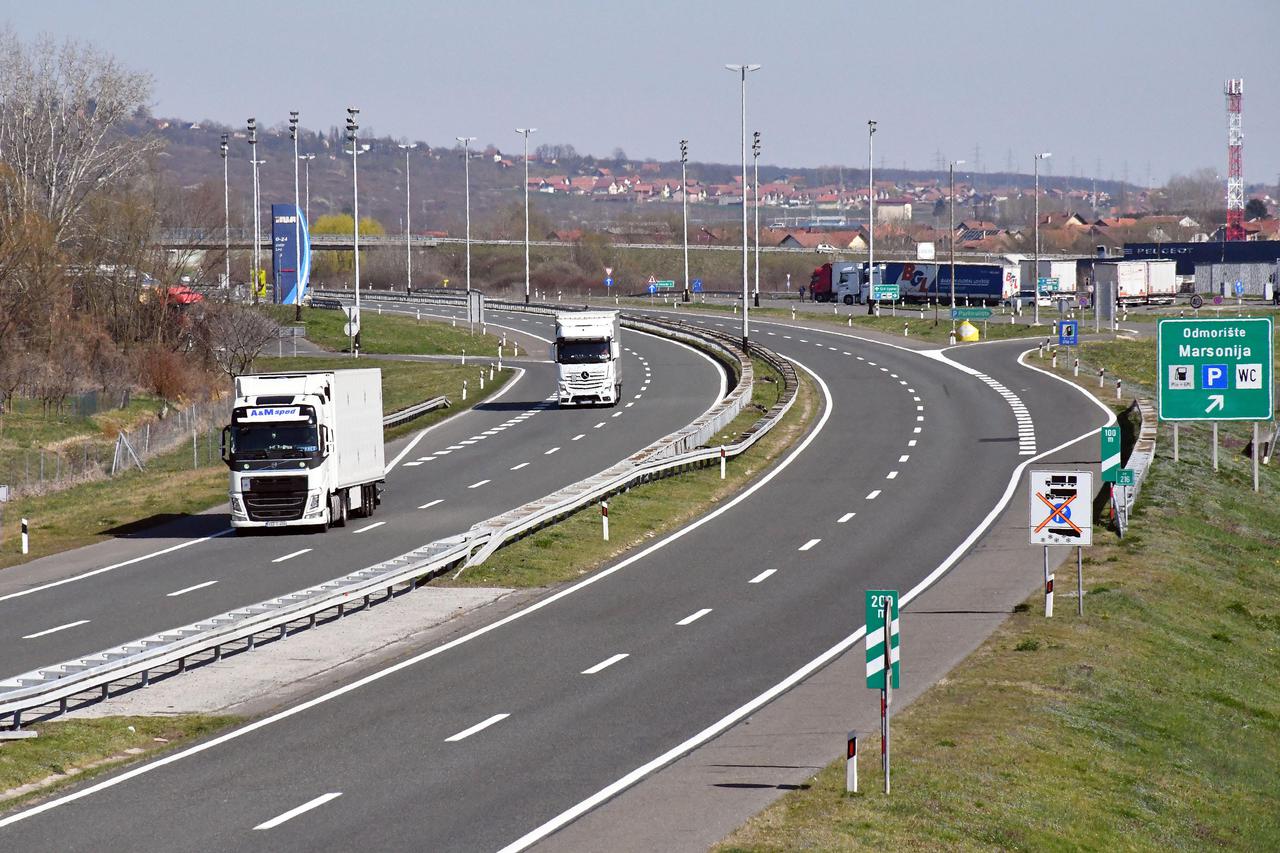 Pustom autocestom A3 kroz Slavoniju prometuju uglavnom kamioni