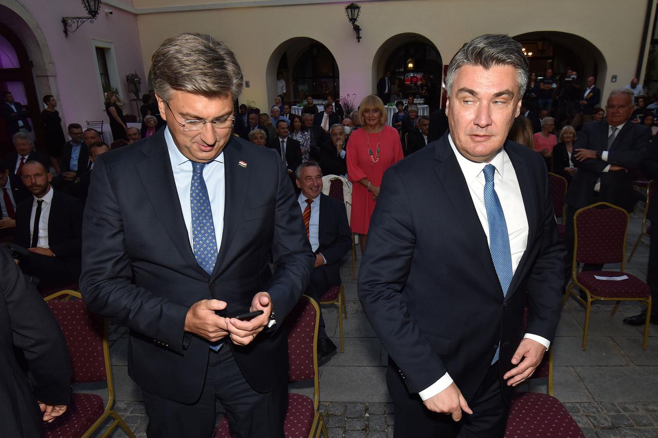 Predsjednik Vlade Andrej Plenkovic i predsjednik RH Zoran Milanovic prisustvovali su svecanoj sjednici Varazdinske zupanije.