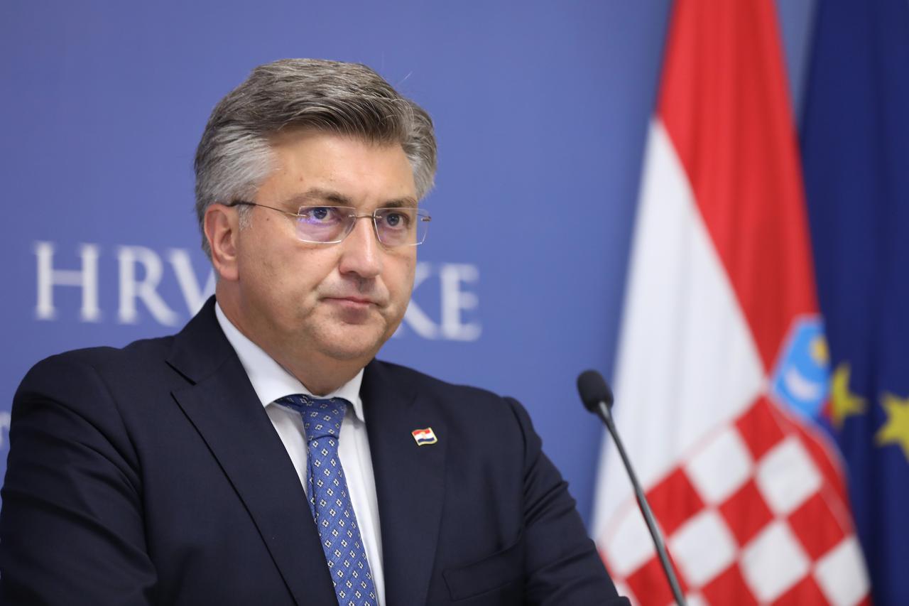 Zagreb: Andrej Plenković nakon sastanka vladajuće koalicije obratio se medijima