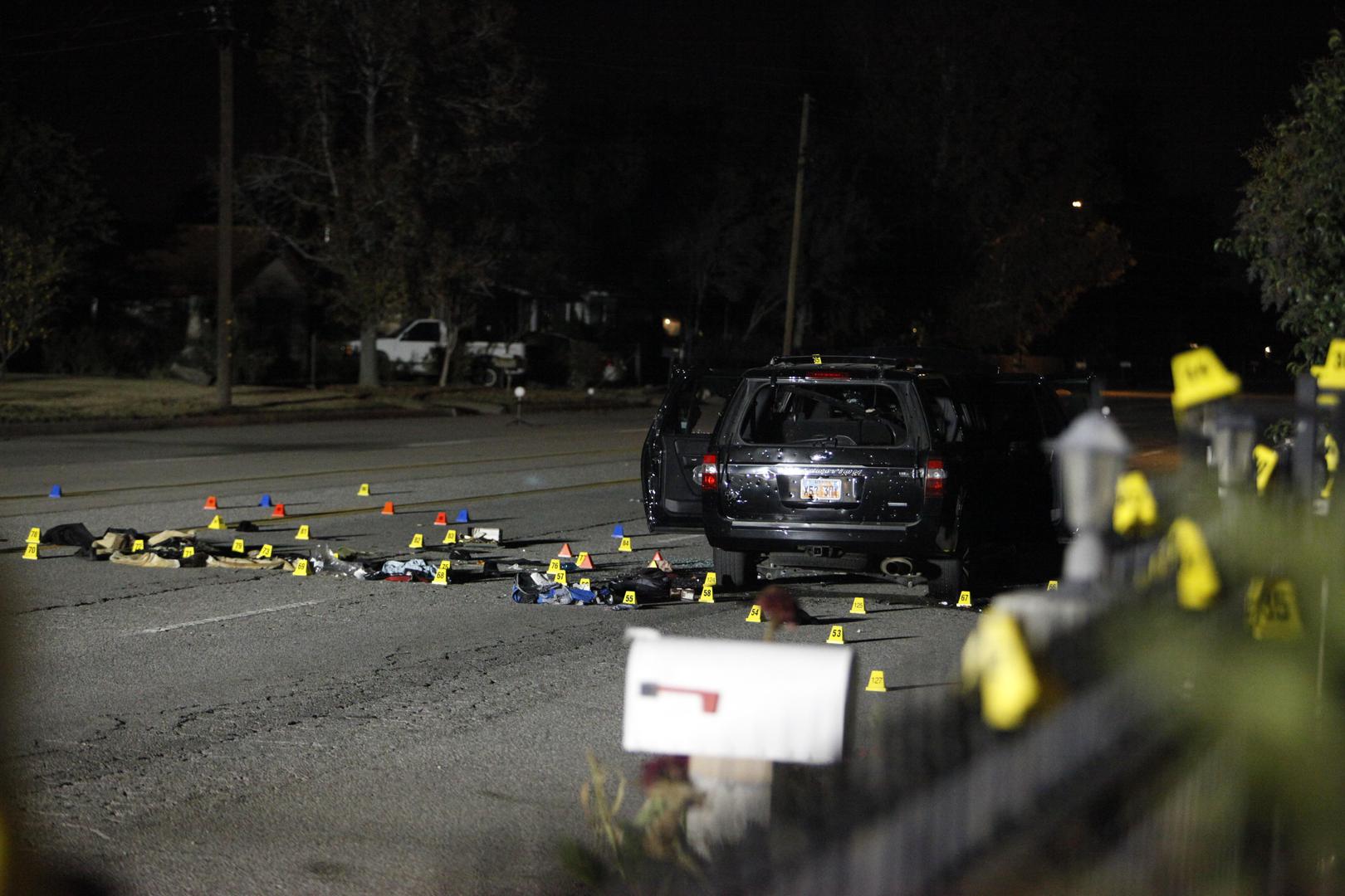 San Bernardino: 14 mrtvih – Par radikaliziranih islamista pakistanskog podrijetla otvorio je vatru tijekom božićne zabave 2. prosinca 2015. u San Bernardinu u Kaliforniji te ubio 14 ljudi i ranio 22. Syed Farook i Tashfeen Malik su ubijeni.