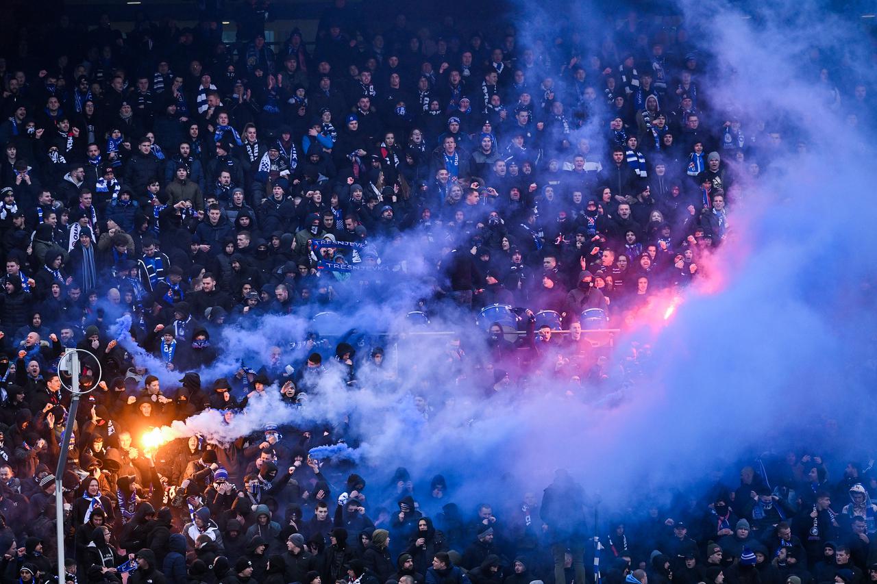 Atmosfera na stadionu Maksimir