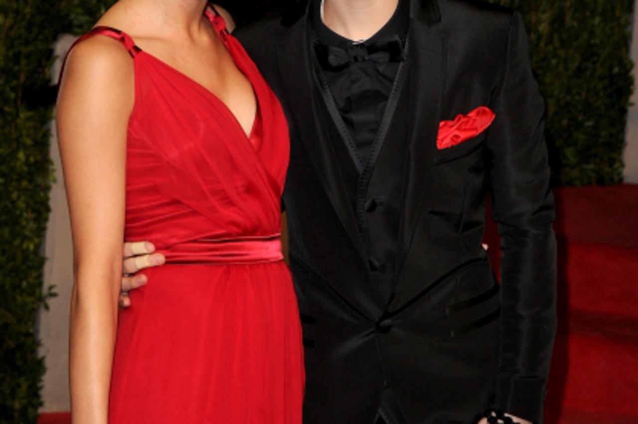 'Selena Gomez and Justin Bieber attending the 2011 Vanity Fair Oscar Party hosted by Graydon Carter at the Sunset Tower Hotel in Los Angeles, USA. Photo: Press Association/Pixsell'