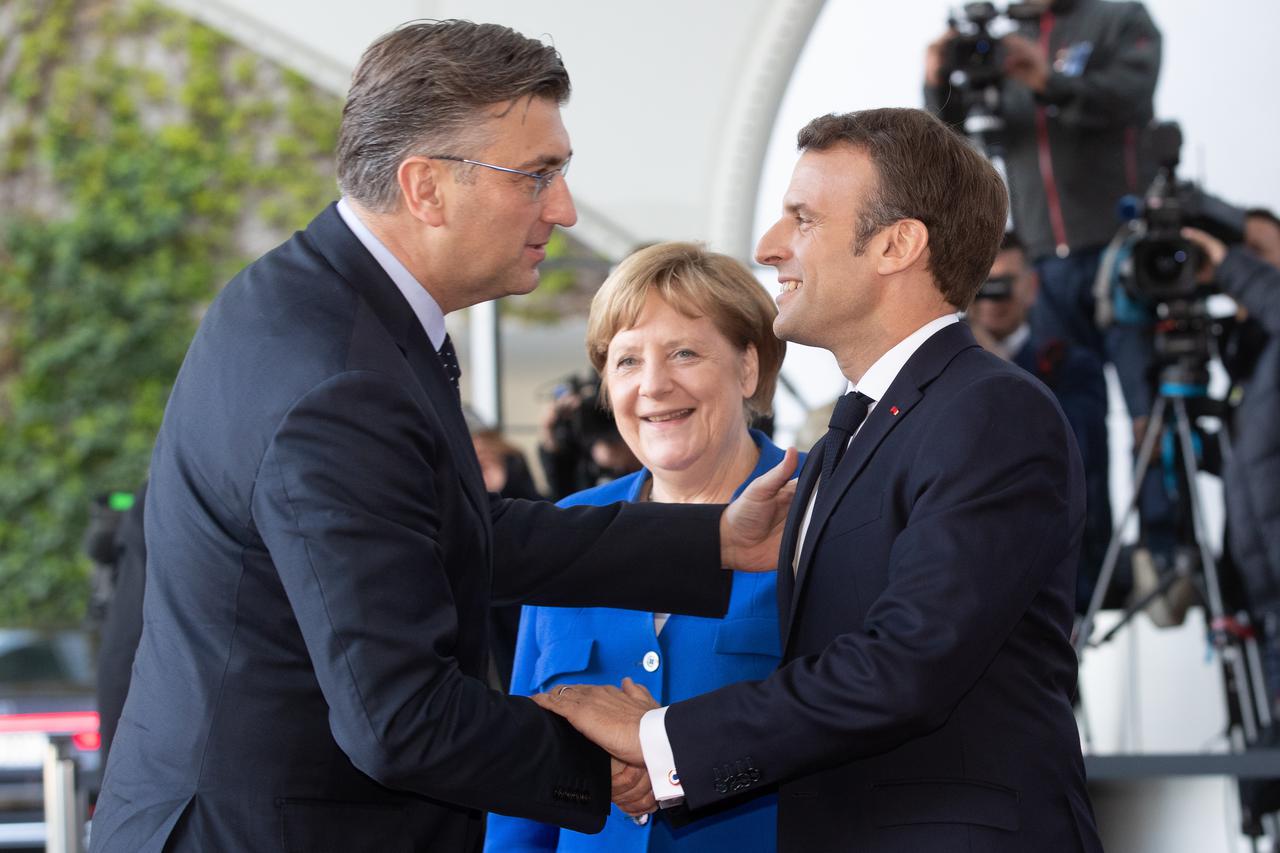 Andrej Plenković i Emmanuel Macron na konferenciji u Berlinu u travnju