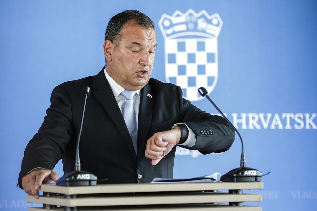 Ministar Beroš: "Cijela Hrvatska je i dalje u narančastom, nema crvenih zona"