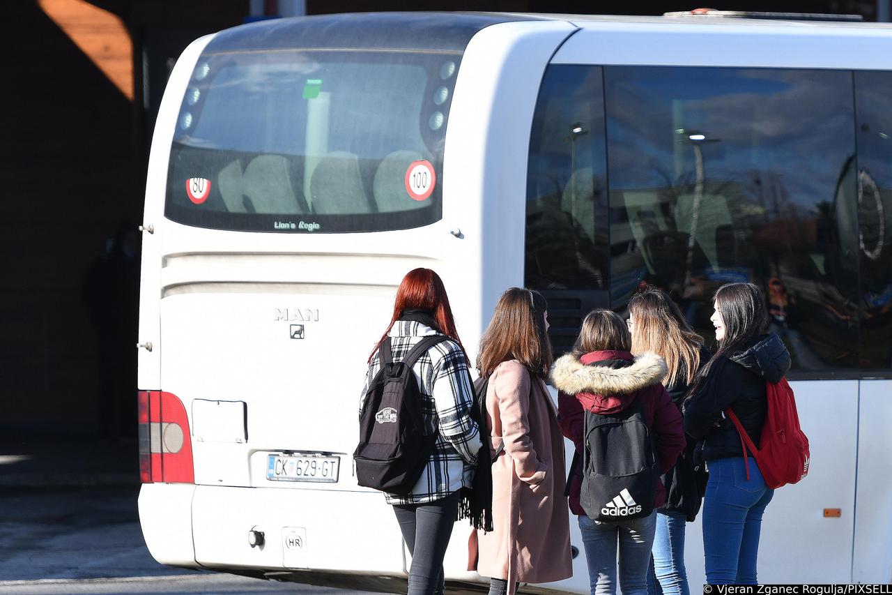 Čakovec: Prijevoz srednjoškolaca autobusima