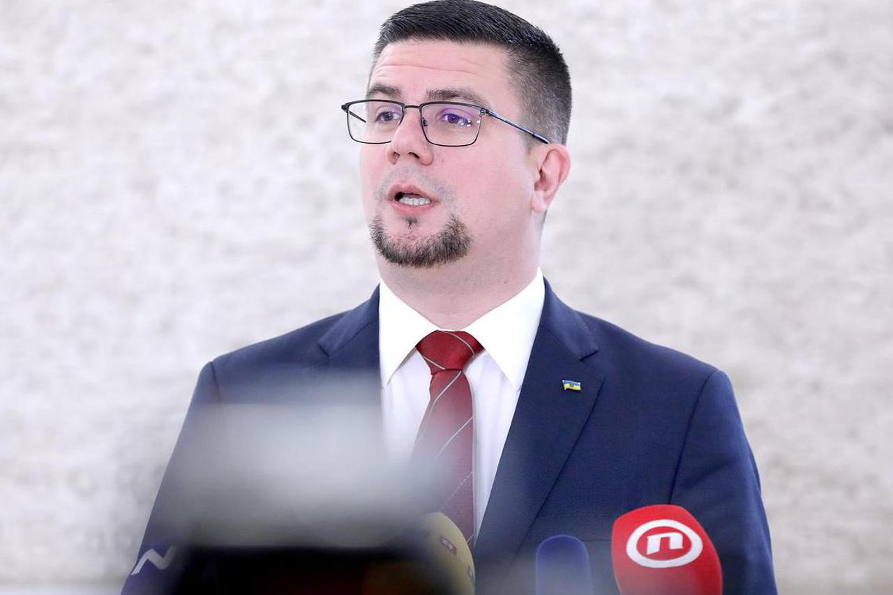 Zagreb: Domagoj Hajduković komentirao uvođenje eura